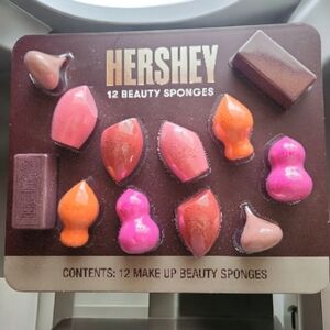Hershey Beauty Sponge Set